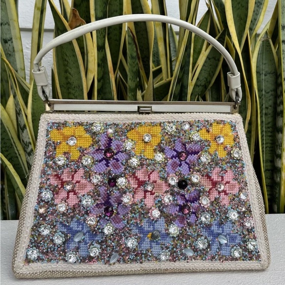 Floral Needlework Embroidery Jeweled Carpet Bag Pink Purple Purse Vintage 60s - Picture 9 of 9
